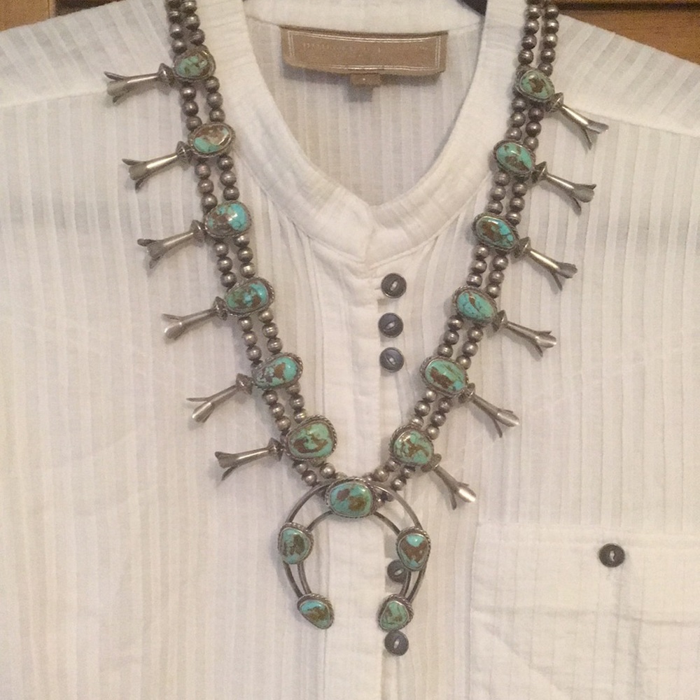 Fabulous Navajo handmade Squash Blossom necklace